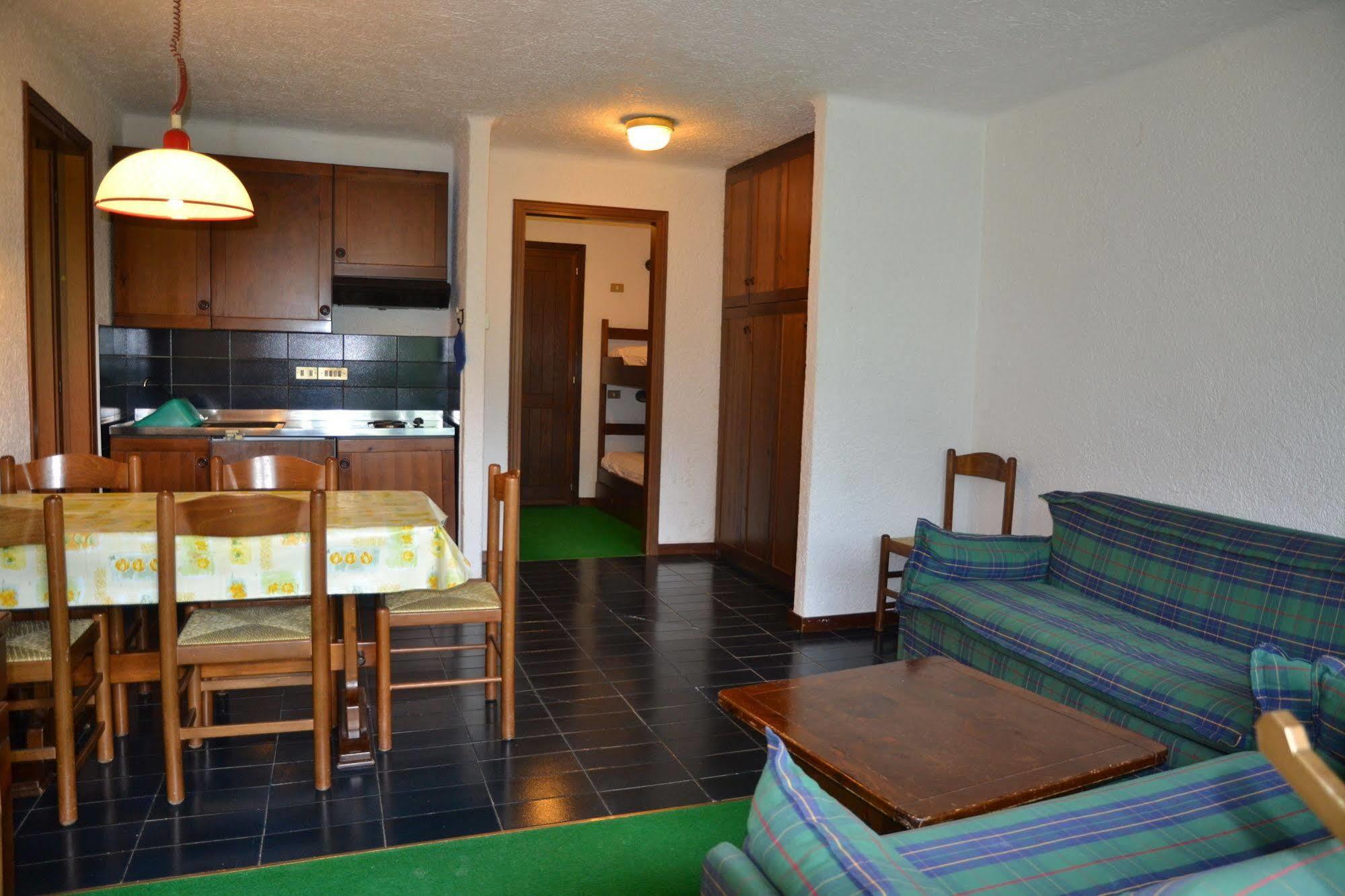 Residence Le Baite Artogne Kültér fotó