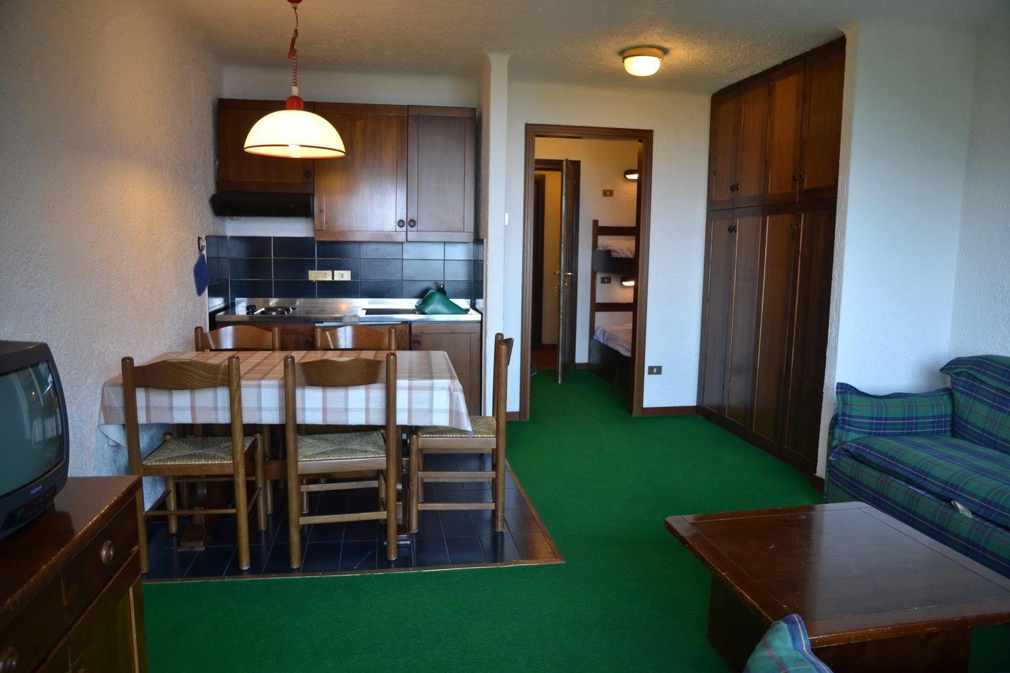 Residence Le Baite Artogne Kültér fotó